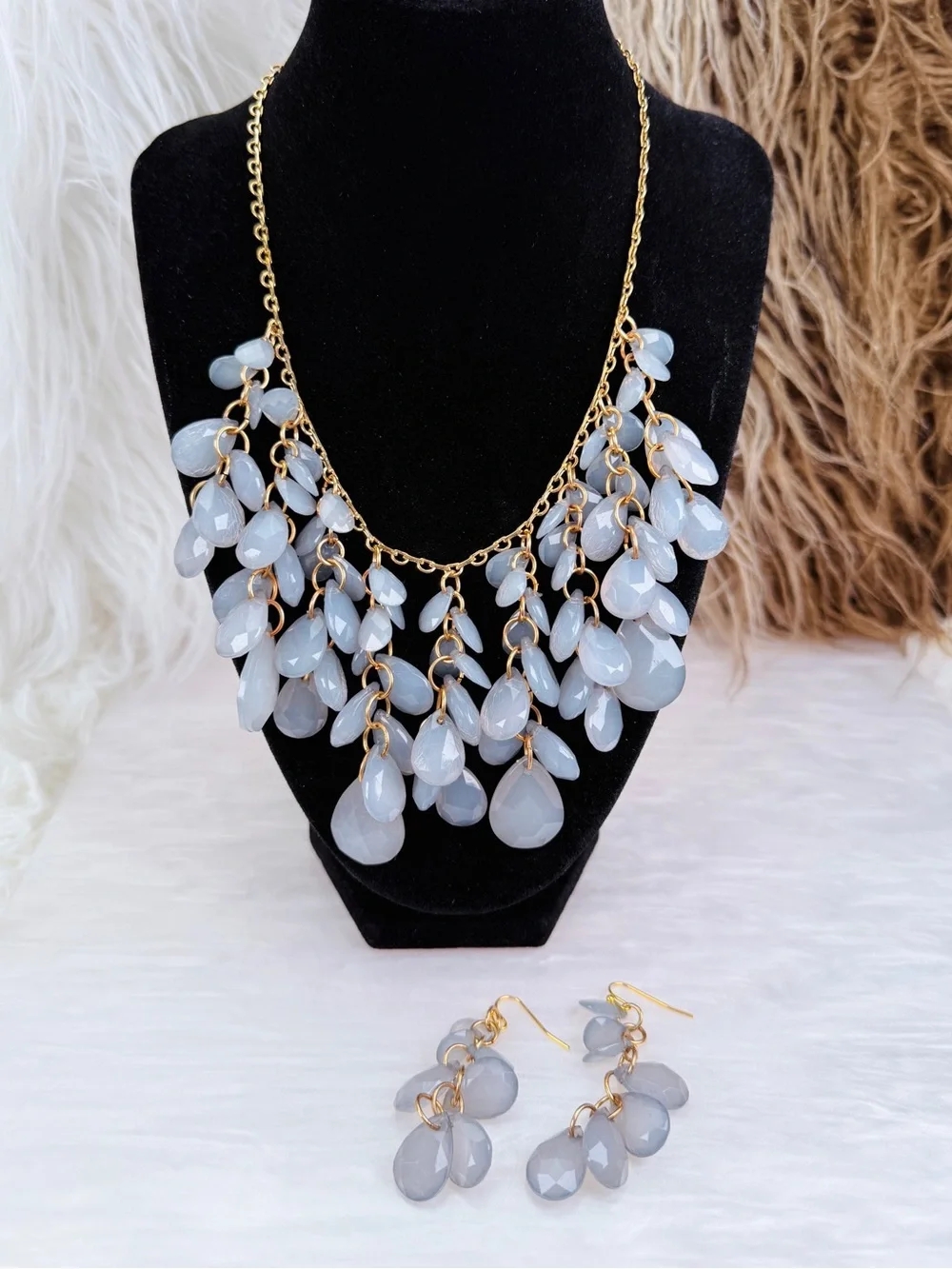 Light Lavender Faceted Teardrop Statement Necklace & Dangle Earrings Set